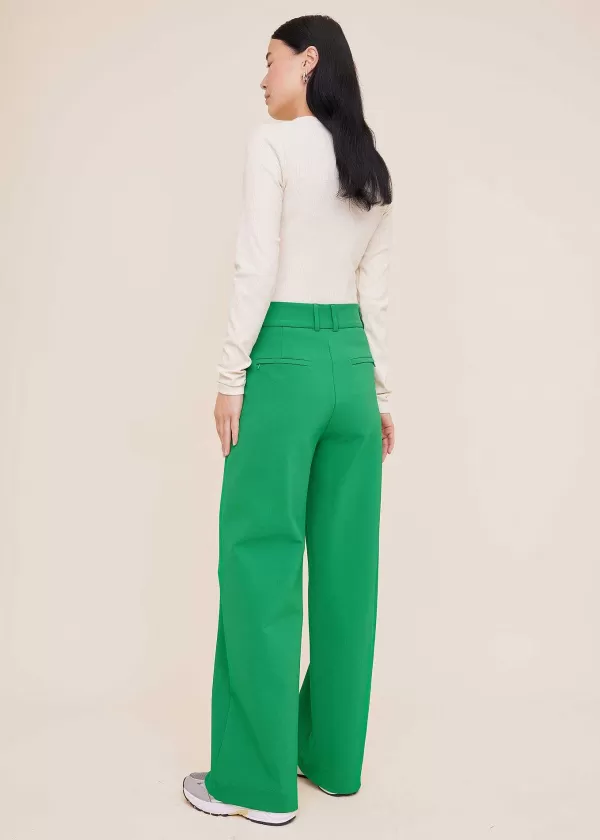 Tailored Twill | Vanilia Hot
